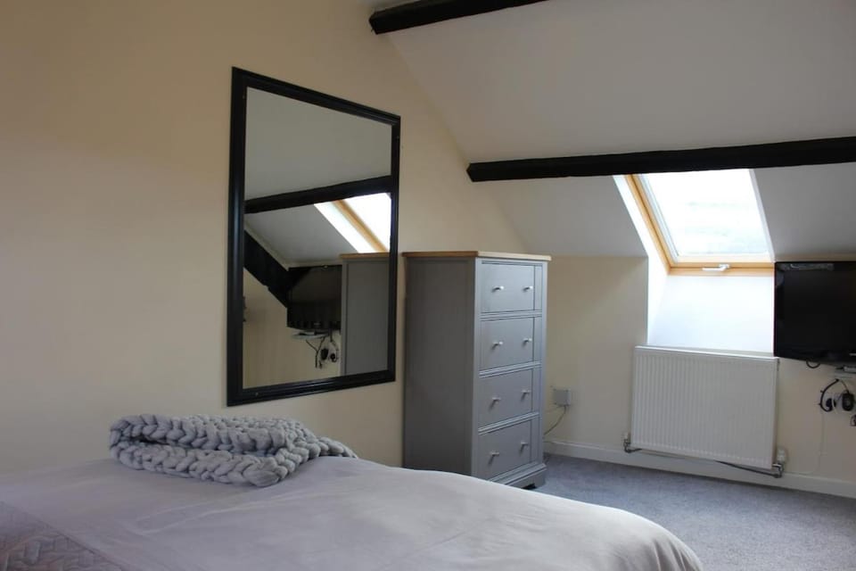 Coastal Bliss Charming Cottage near Borth beach Apartment in Wales