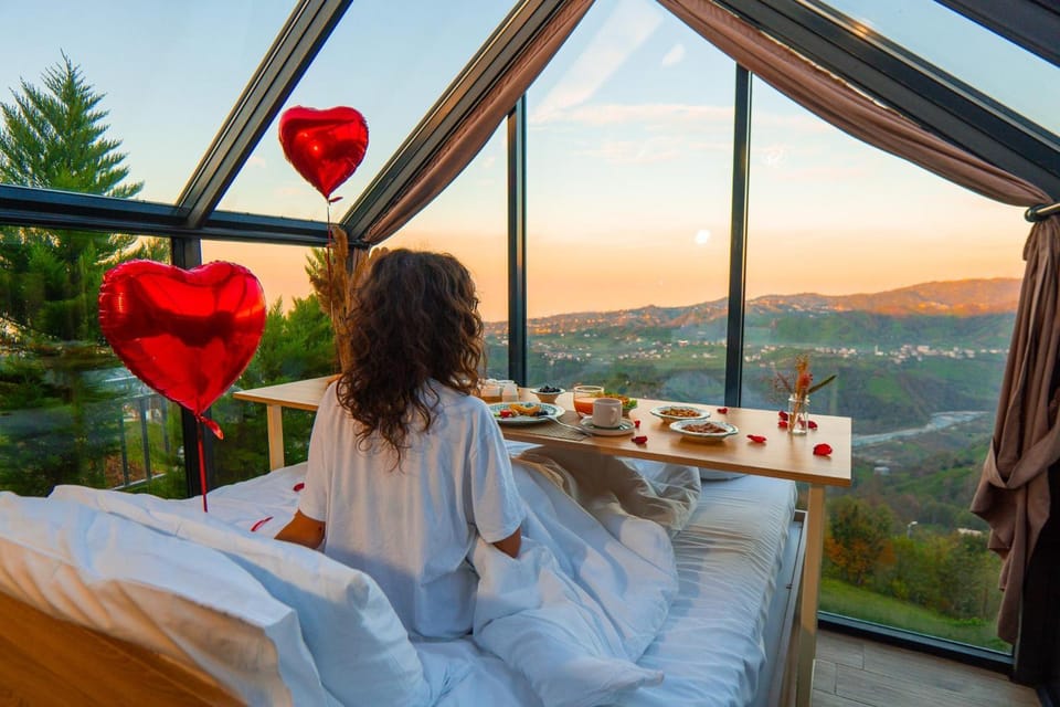 Mountain view, Sea view