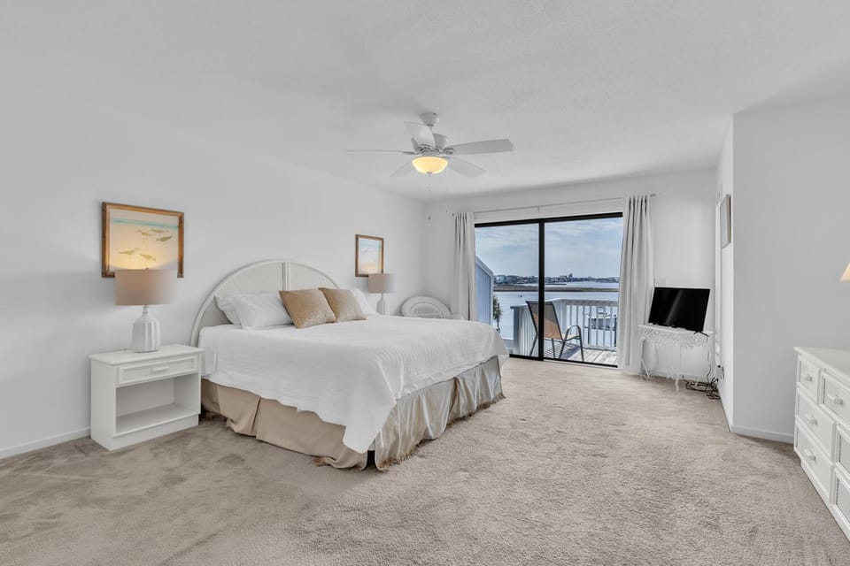 Tre Sorelle by Carolina Beach Realty House in Carolina Beach