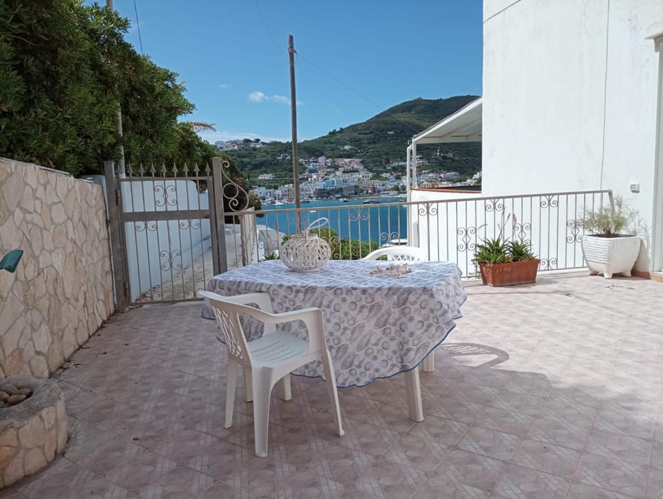 Property building, Day, Natural landscape, View (from property/room), Balcony/Terrace, Dining area, Sea view