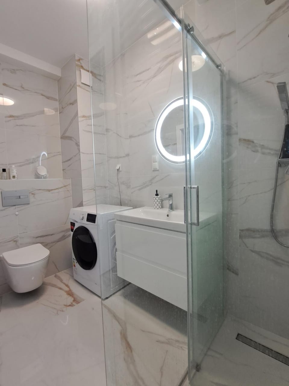 Shower, Toilet, Bathroom