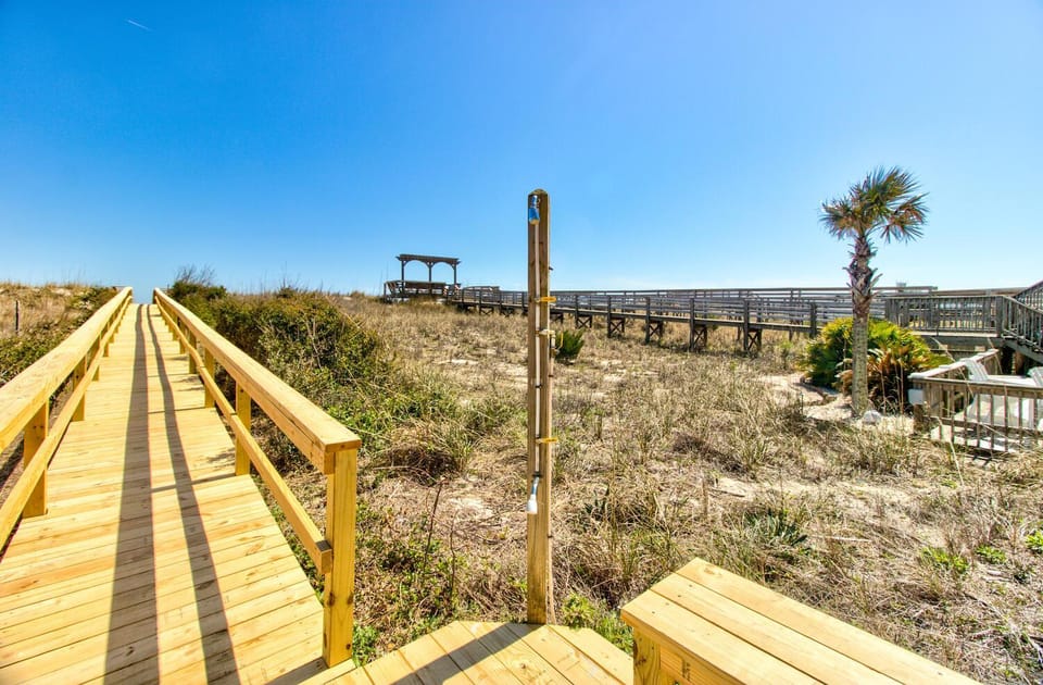 Whitecaps D by Carolina Beach Realty Apartment in Carolina Beach