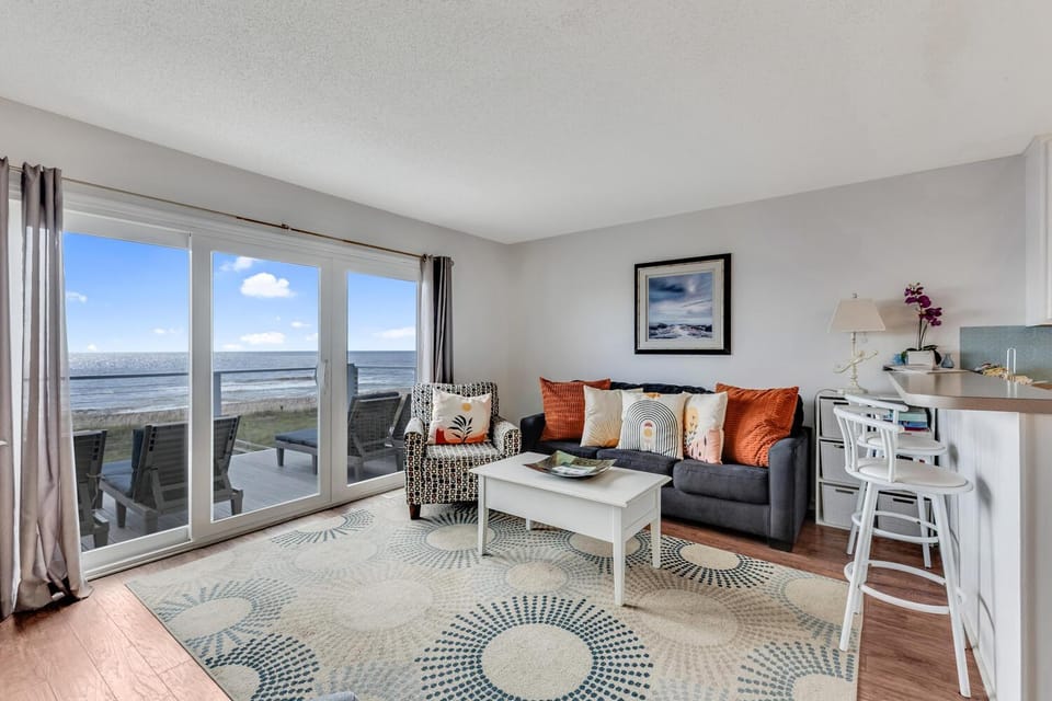 Winds II B3: Shore Beats Work by Carolina Beach Realty Apartment in Carolina Beach
