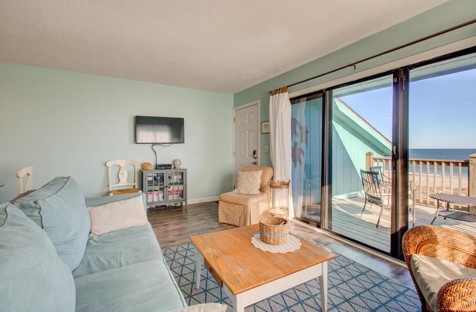 Winds V D3 by Carolina Beach Realty Apartment in Carolina Beach