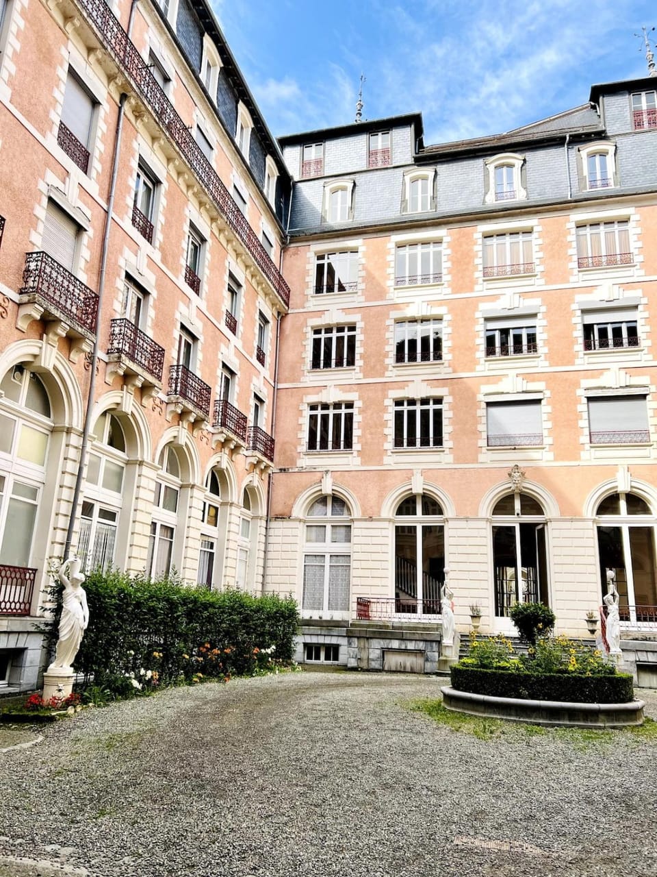 Inner courtyard view