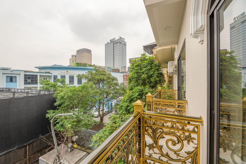 Balcony/Terrace, City view