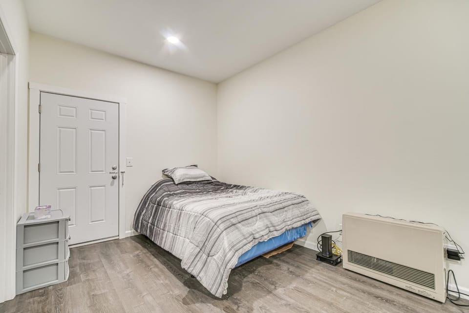 Walkable, Low-Key Waterville Studio w/ Parking! Apartment in Waterville