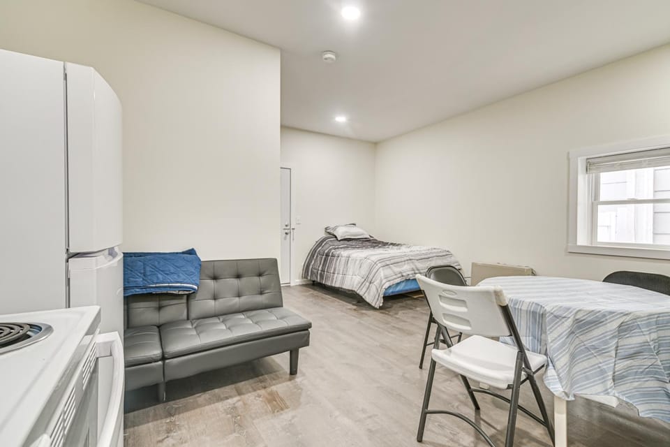 Walkable, Low-Key Waterville Studio w/ Parking! Apartment in Waterville