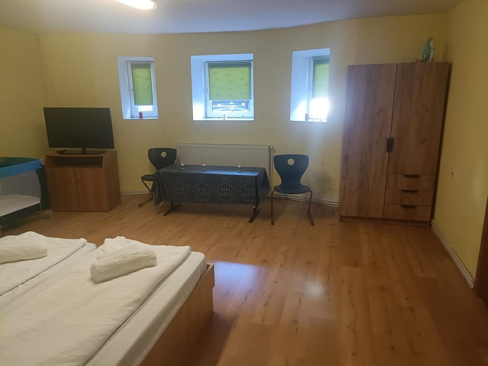 TV and multimedia, Bedroom