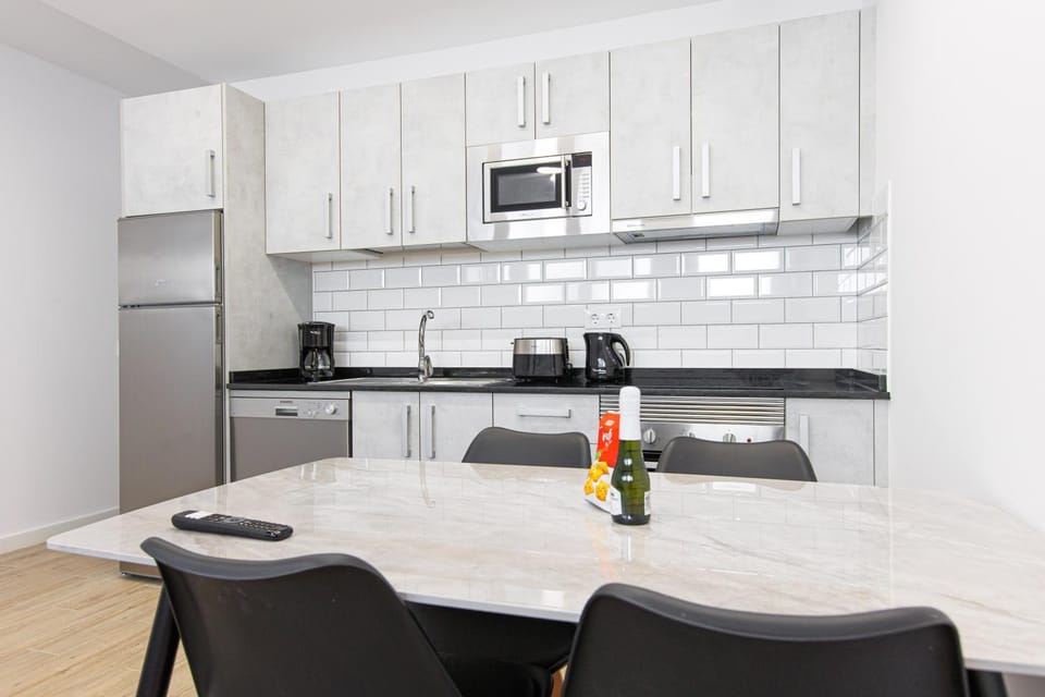Kitchen or kitchenette, kitchen