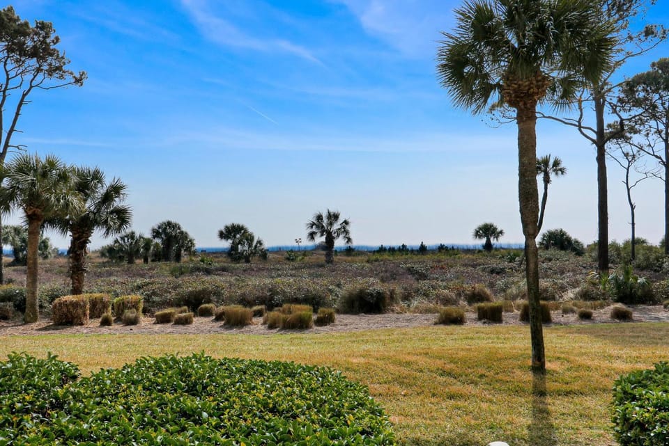 109 Shorewood Place Villa in South Forest Beach