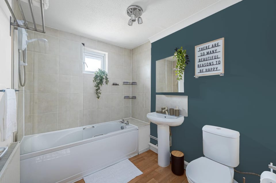 Toilet, Bathroom, Bath