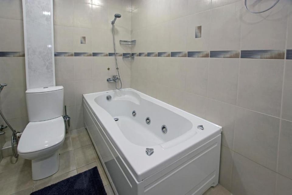 Bathroom, Bath