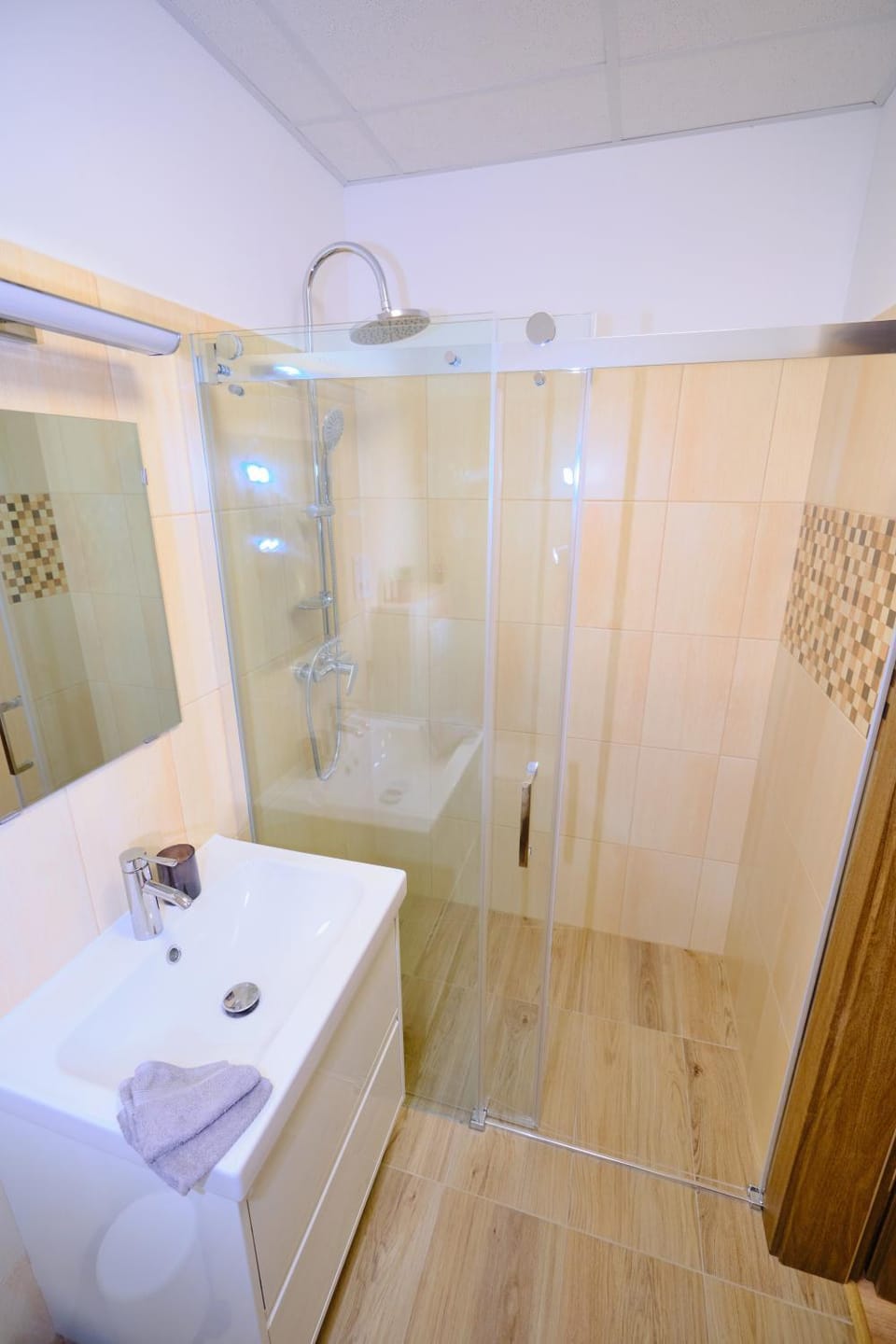 Shower, Bathroom