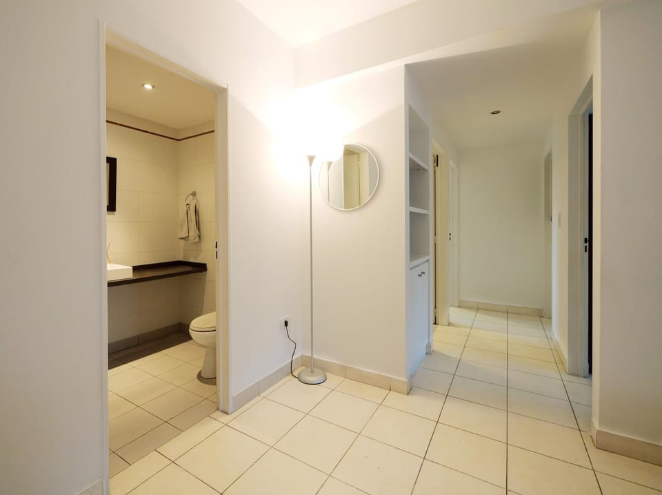 Communal lounge/ TV room, Bathroom, Living room