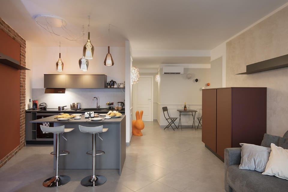 Dining area, kitchen, air conditioner