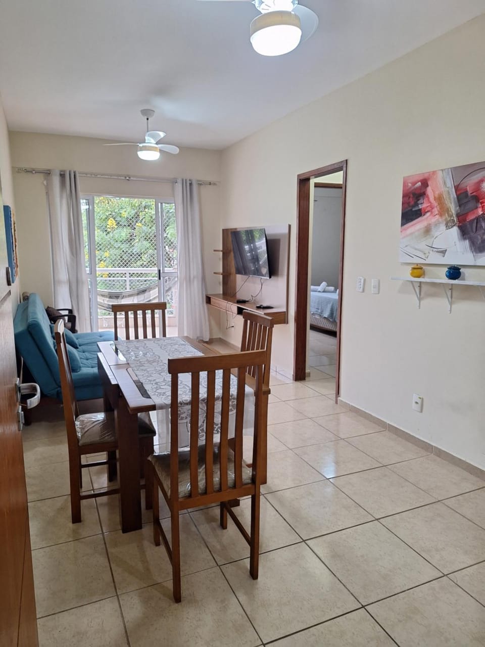 Communal lounge/ TV room, Living room, Seating area, Dining area