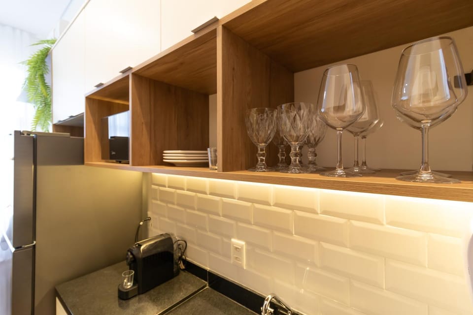 Kitchen or kitchenette, Food and drinks