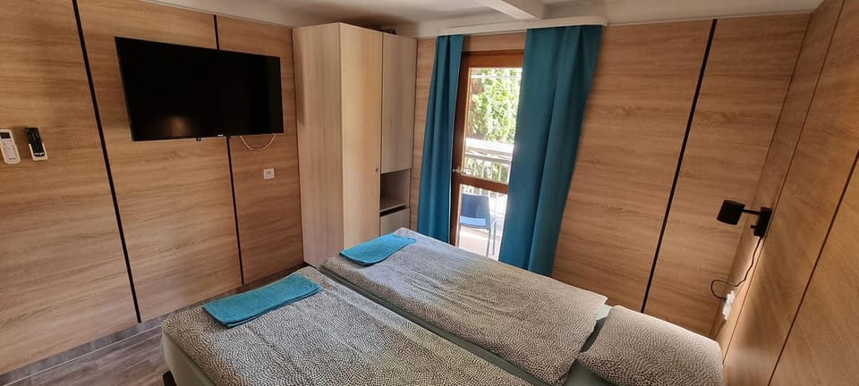 EL PASO chata C1 - C8 v areáli kúpaliska Apartment in Slovakia