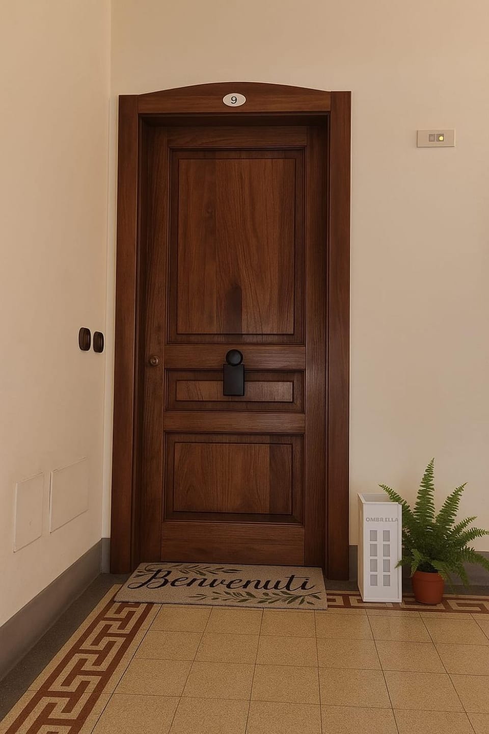 Facade/entrance