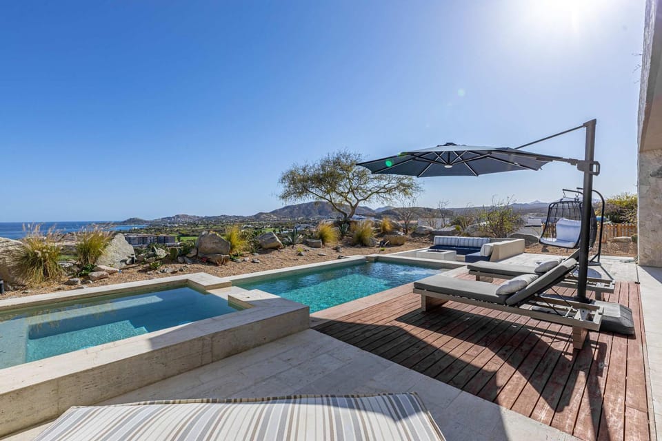 Patio, Day, View (from property/room), Balcony/Terrace, Pool view, Sea view, Swimming pool, sunbed
