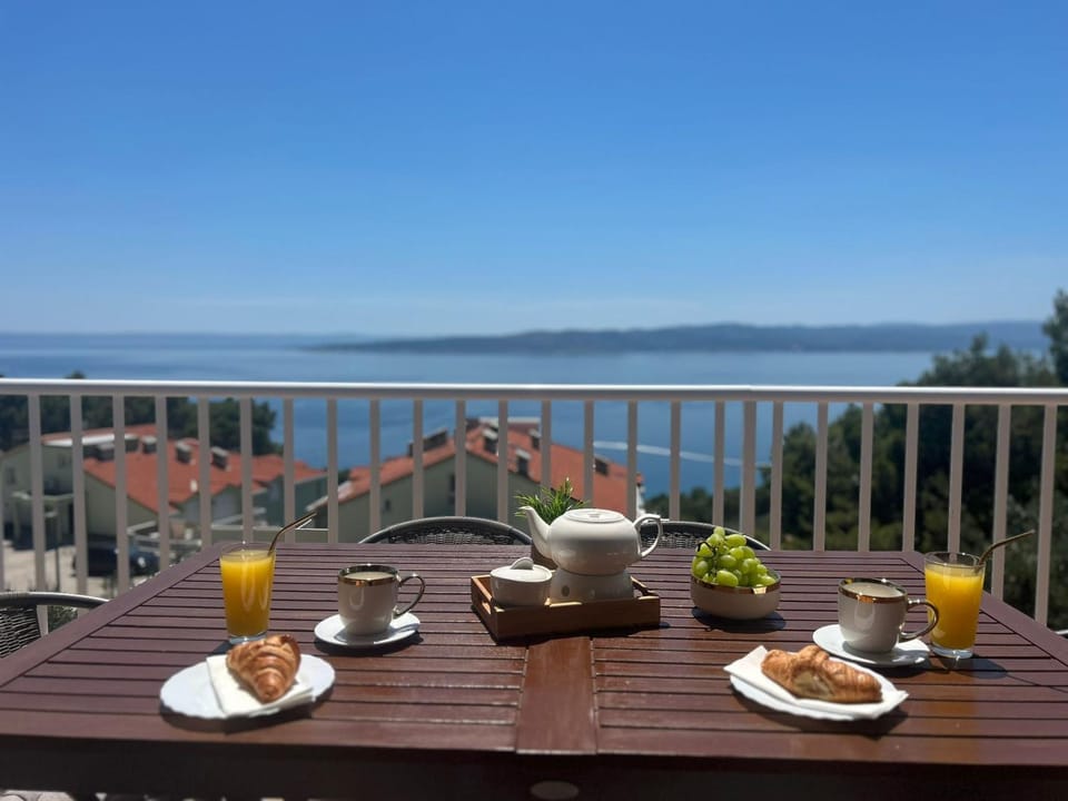 Apartments Lorenco Apartment in Brela