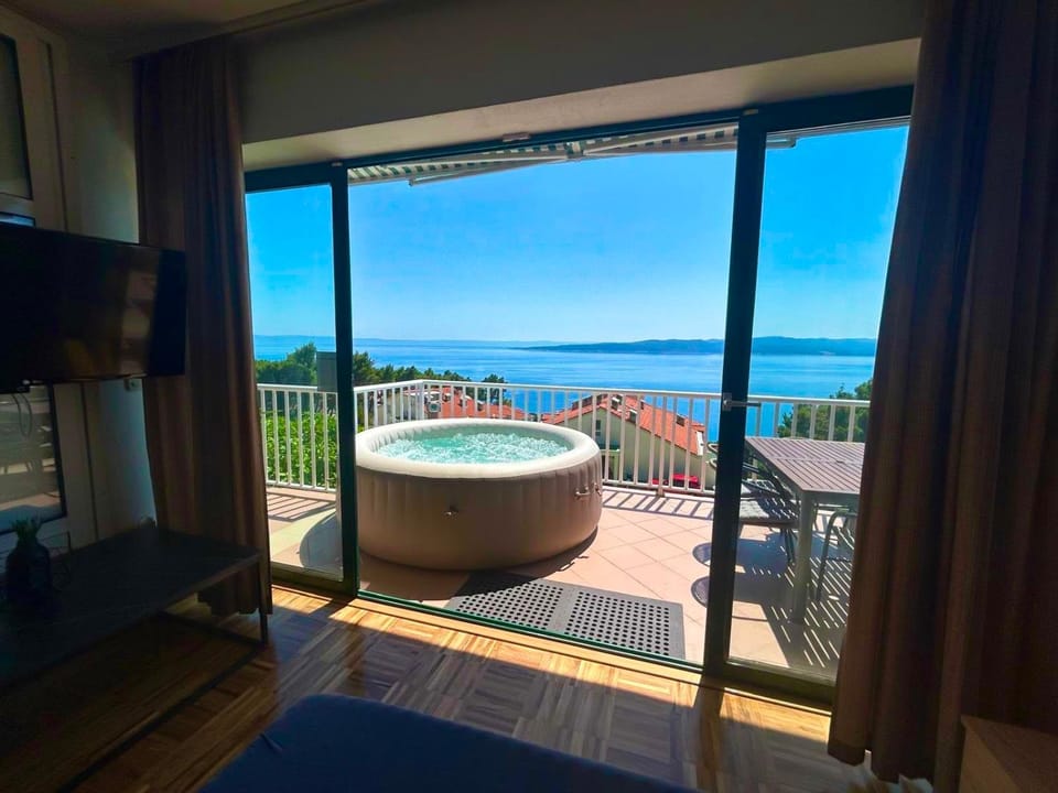 Apartments Lorenco Apartment in Brela