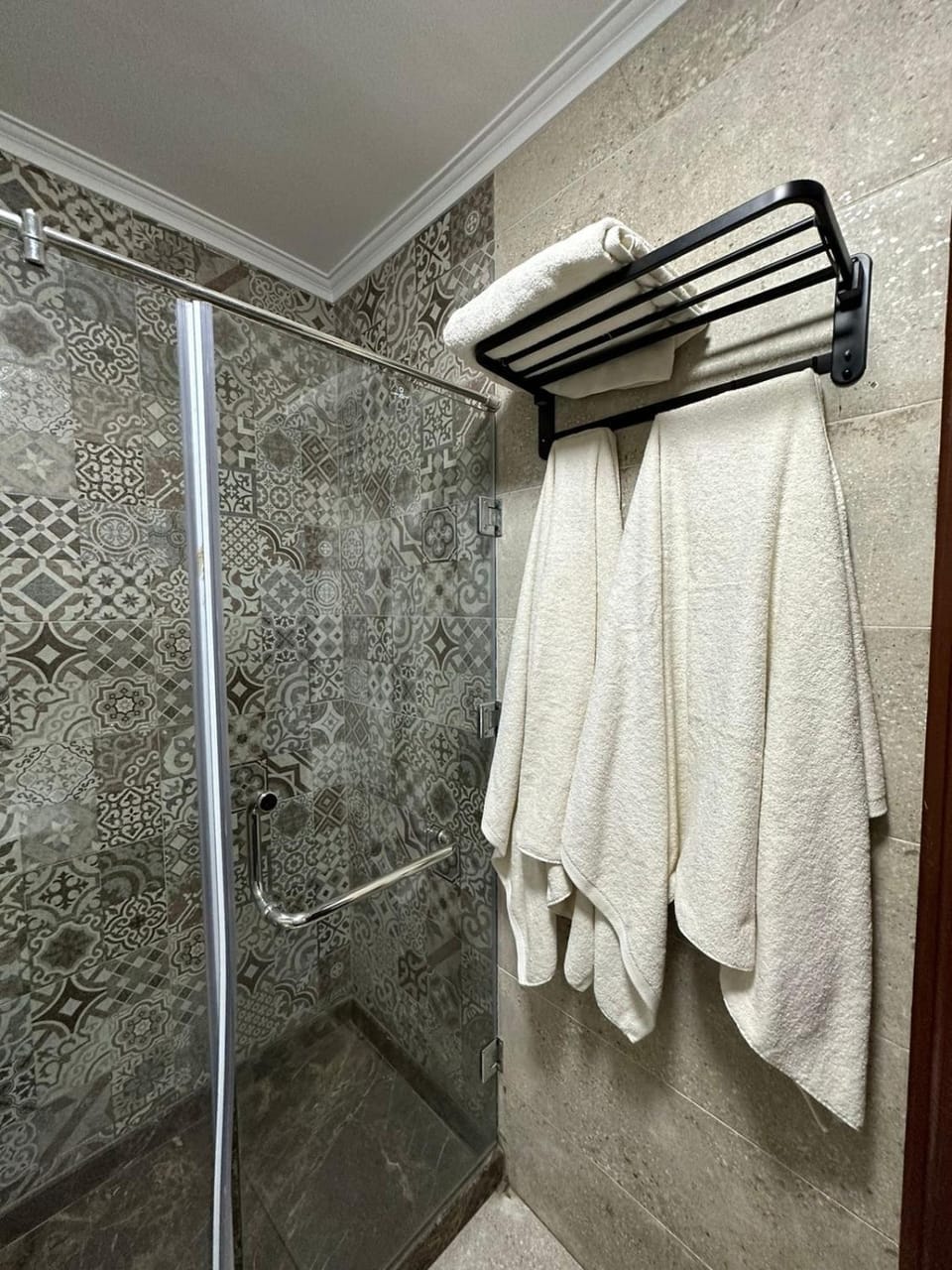 Airport oasis-3-Bedroom Luxury flat Apartment in Cairo Governorate