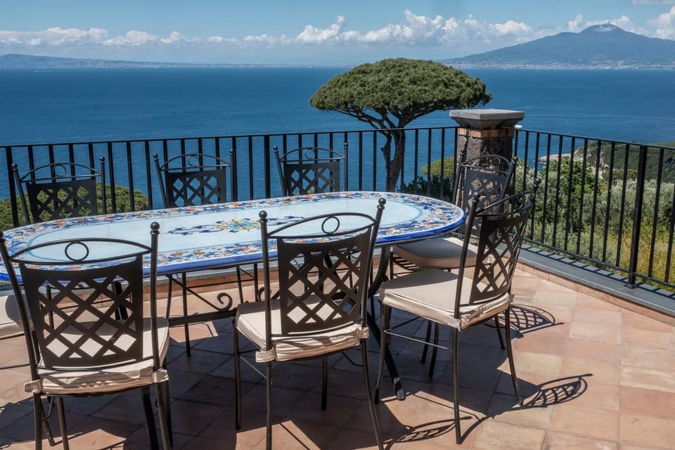 Natural landscape, View (from property/room), Balcony/Terrace, Balcony/Terrace, Sea view, Internal: Not applicable to any particular room