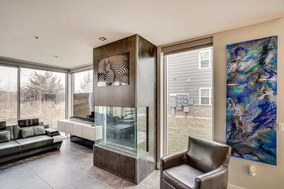 Road America Retreat: Modern Villa w/ Garage! House in Elkhart Lake