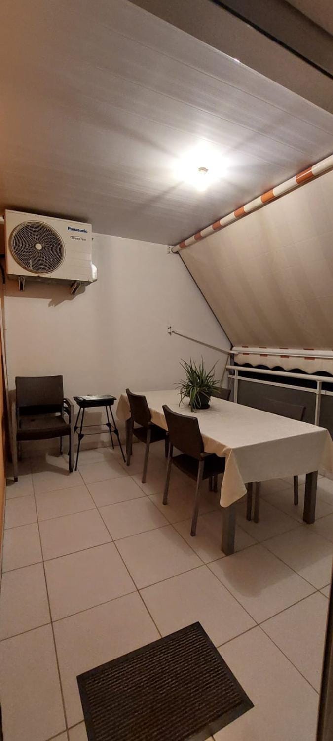 Cosy attila Apartment in Cayenne