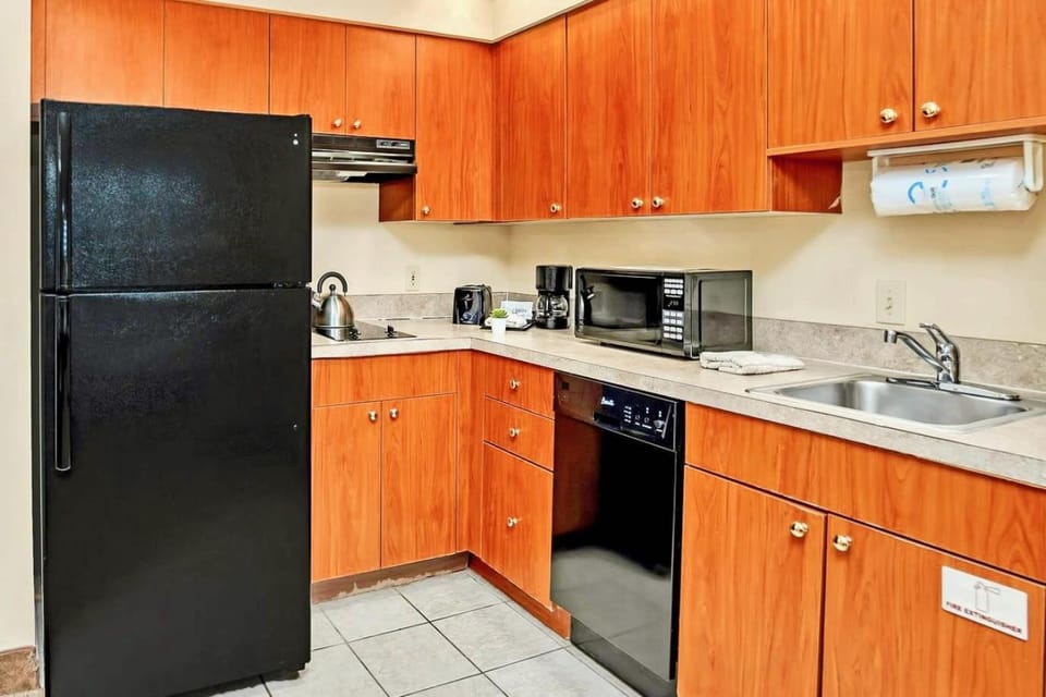 Coffee/tea facilities, dishwasher, toaster
