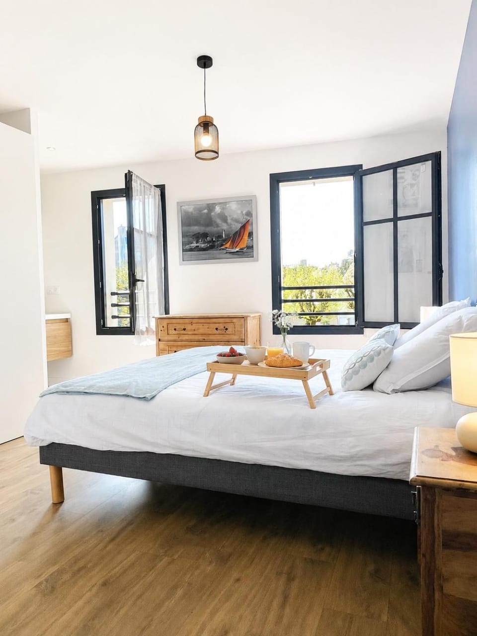 Plein centre Auray - Grand duplex 2 suites avec terrasse ensoleillée Apartment in Auray