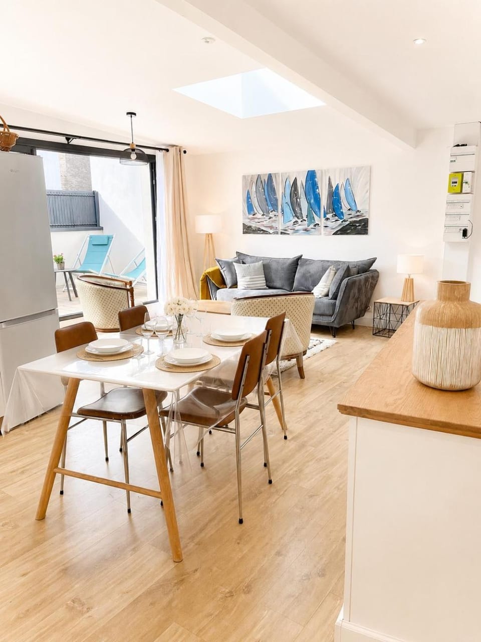 Plein centre Auray - Grand duplex 2 suites avec terrasse ensoleillée Apartment in Auray