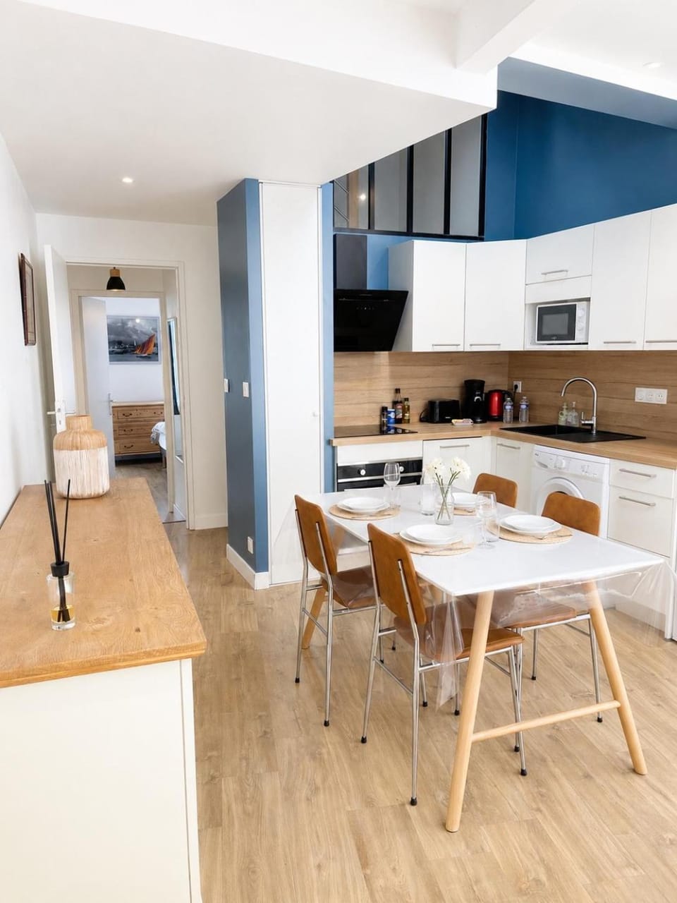 Plein centre Auray - Grand duplex 2 suites avec terrasse ensoleillée Apartment in Auray