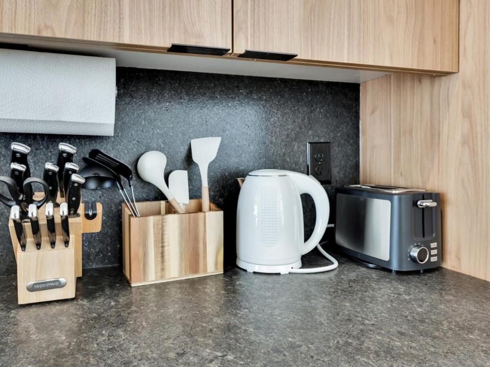 Coffee/tea facilities, Kitchen or kitchenette, toaster