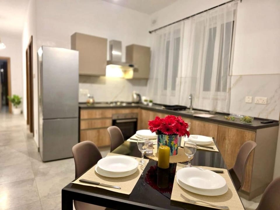 Kitchen or kitchenette, Living room, oven, stove