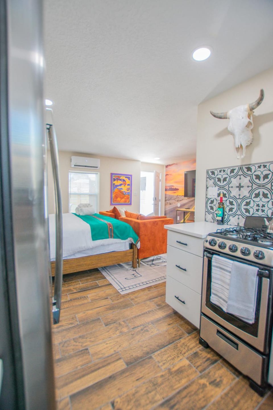 Route 66 Retro Retreat Apartment in Albuquerque