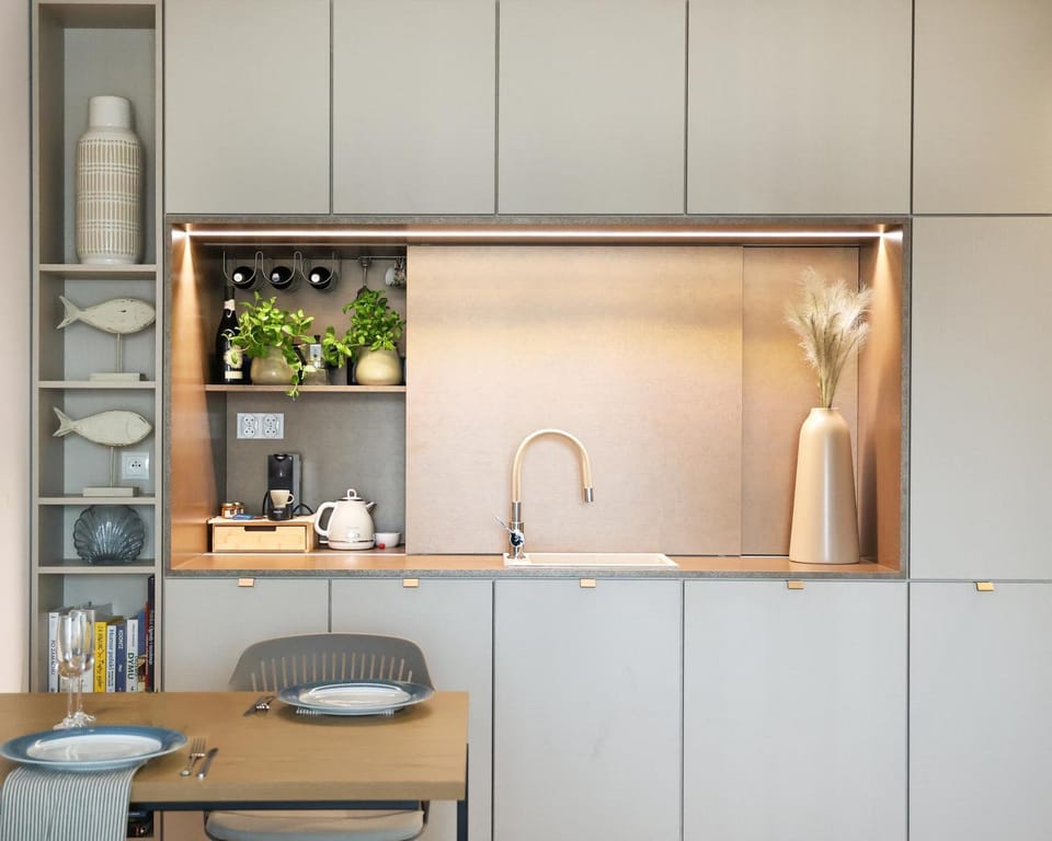 Kitchen or kitchenette