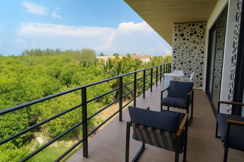 Natural landscape, View (from property/room), Balcony/Terrace
