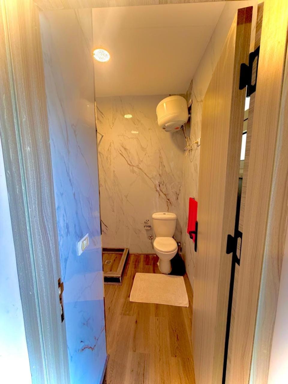 Shower, Bathroom, towels