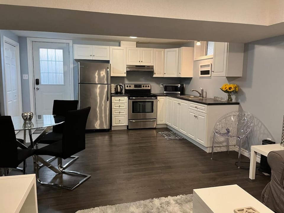 Just like home 1 bedroom appt Apartment in Guelph