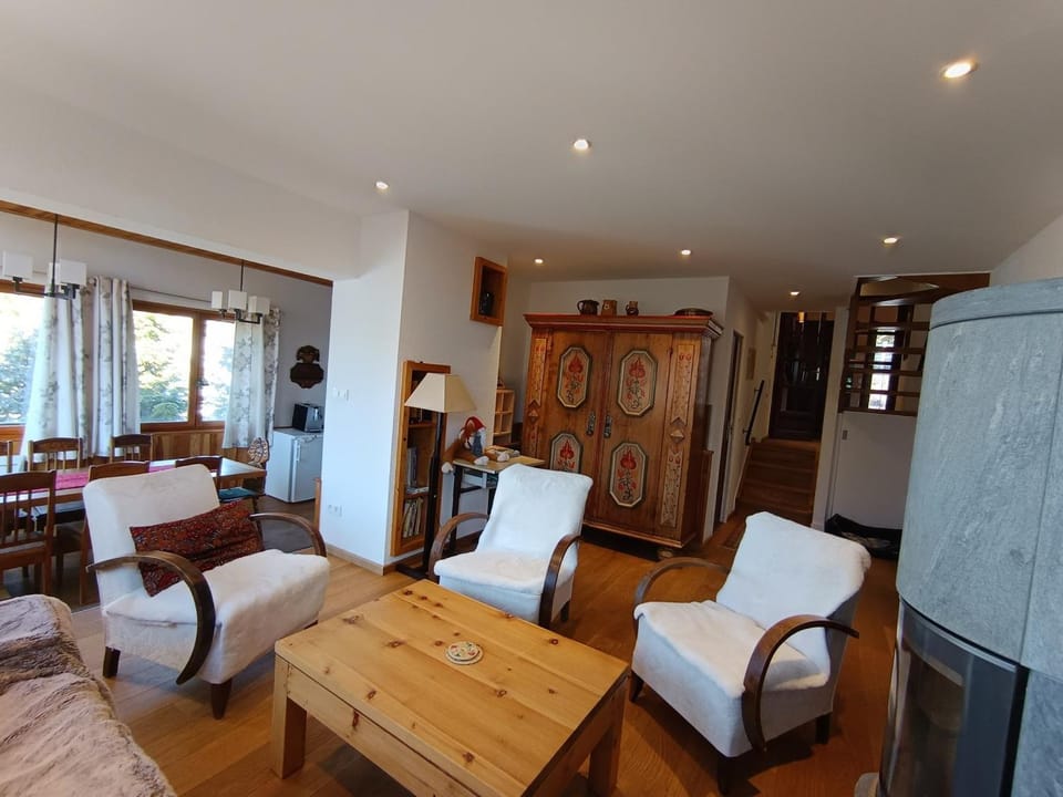 Charmant appartement dans chalet, face aux pistes, 4 chambres, 9 pers. - FR-1-445-219 Apartment in Montgenèvre