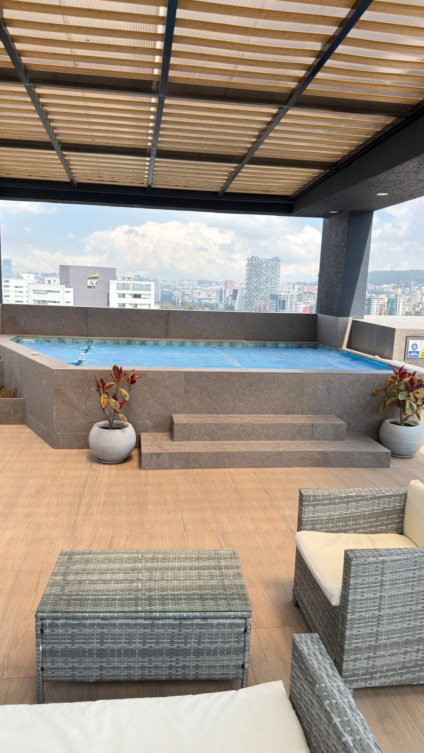 Property building, Hot Tub