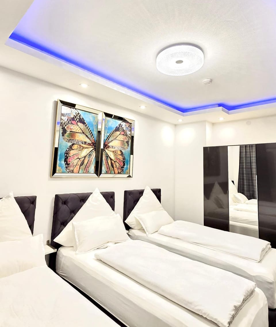 Bed, air conditioner