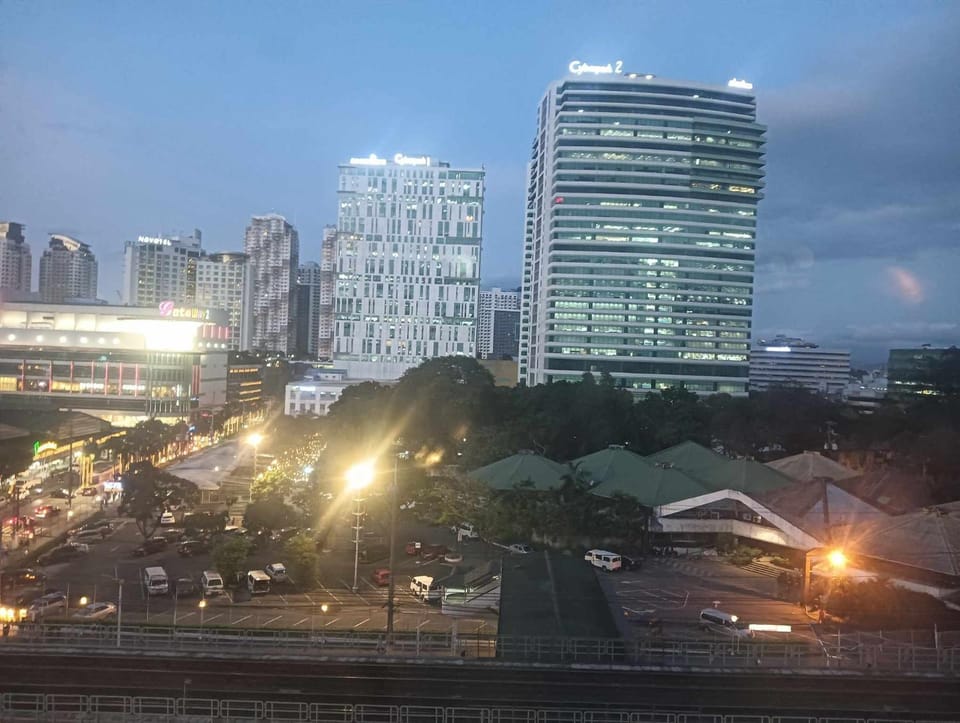 Deca Cubao Tower Budget Condo by Ashti Apartment in Pasig
