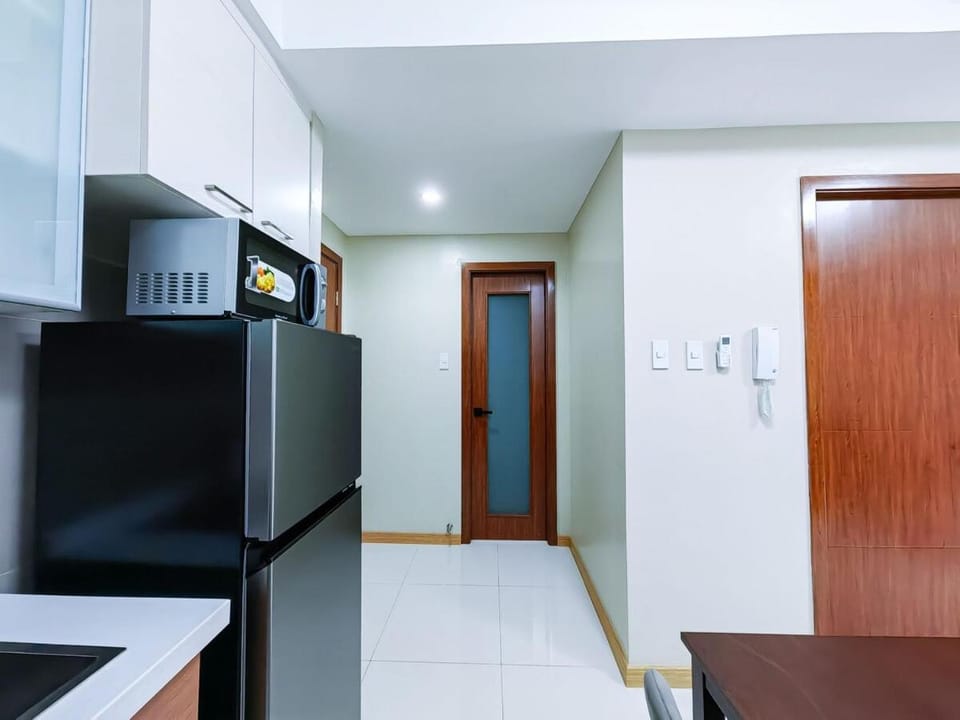 1BR Condotel Suite at Sunshine100 City Plaza #SS02-1 Apartment in Mandaluyong