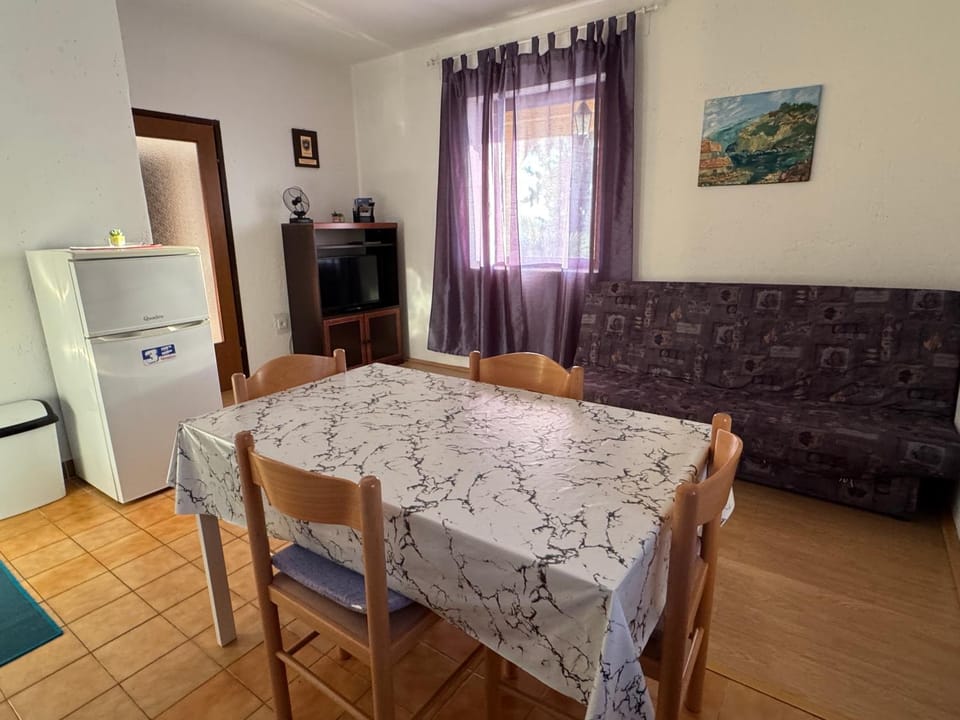 Apartment GOLDENS with a sea view Apartment in Lika-Senj County