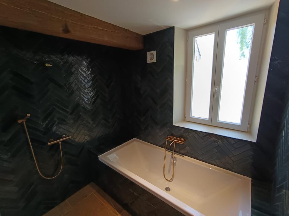 Bathroom, Bath