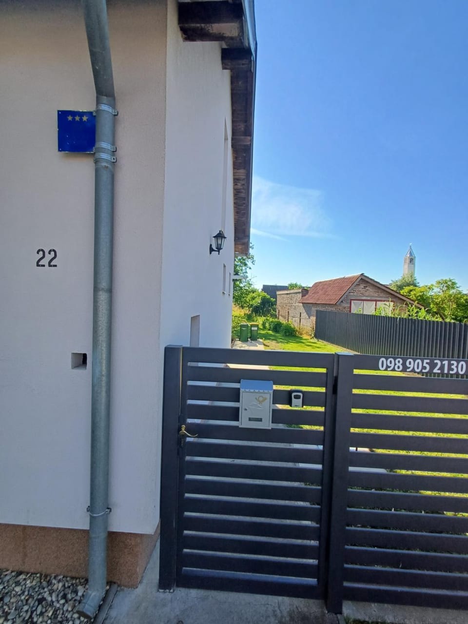 Property building, Facade/entrance